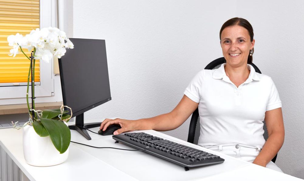 Privatpraxis Für Ganzheitliche Frauenheilkunde Dr. Sorina Kunert Dr. Miriam Khoury | Ihre Frauenärztin in Helmbrechts